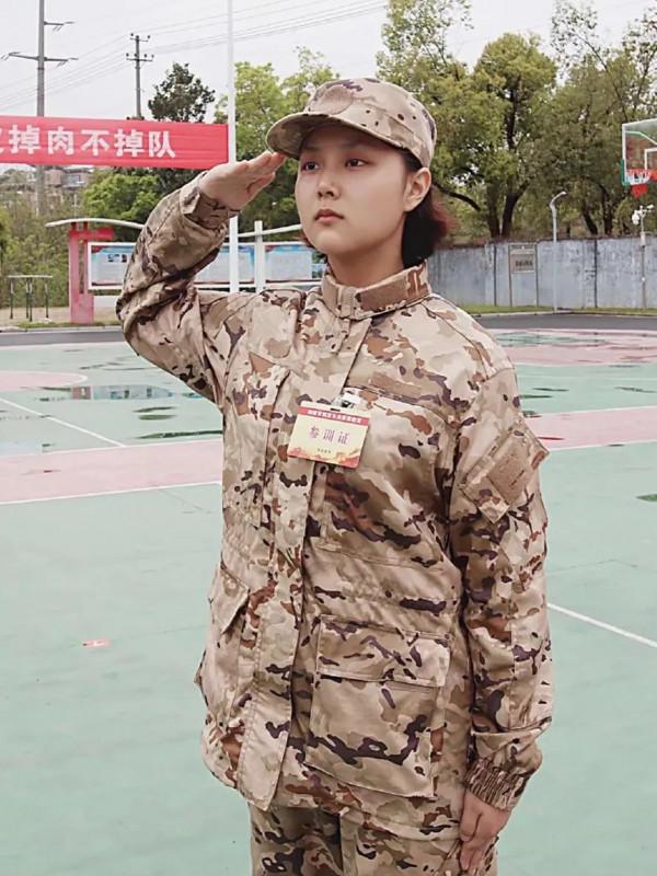 帥炸！全國首次！女兵授劍儀式來了