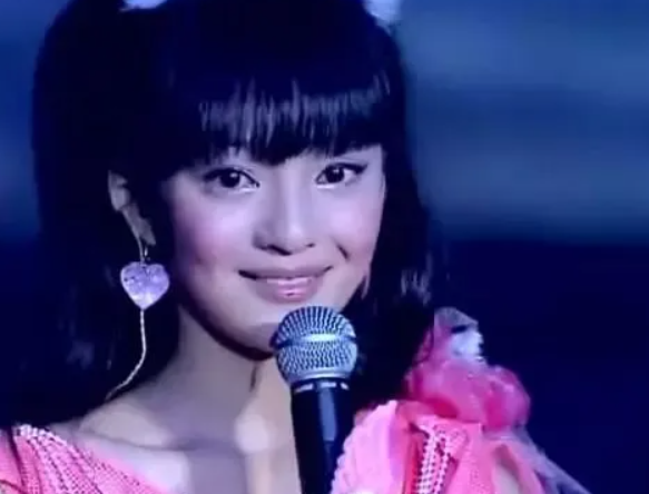 看似幸福，其實是父母搖錢樹，這6位明星，有人離世有人斷絕關係