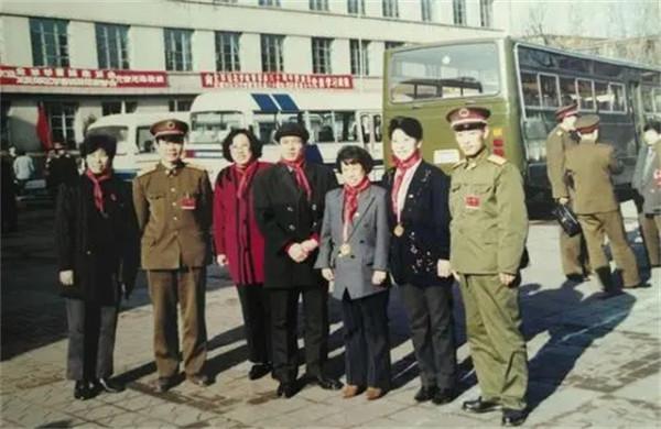 “雷鋒的學生”陳雅娟,因為雷鋒入伍參軍,後來過得怎麼樣? “雷鋒的學生”陳雅娟,因為雷鋒入伍參軍,後來過得怎麼樣?
