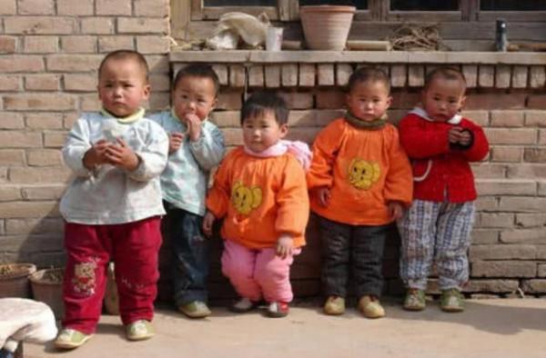 35歲產婦生5胞胎，因養育辛苦19年後坦言：如果重選，一個都不要