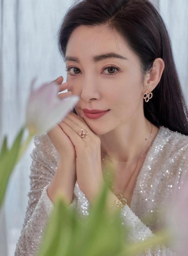 李冰冰 受邀出席周大福青春88系列新品釋出會#活動