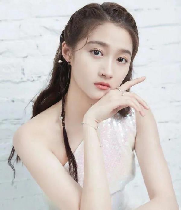 既漂亮又可愛的關曉彤