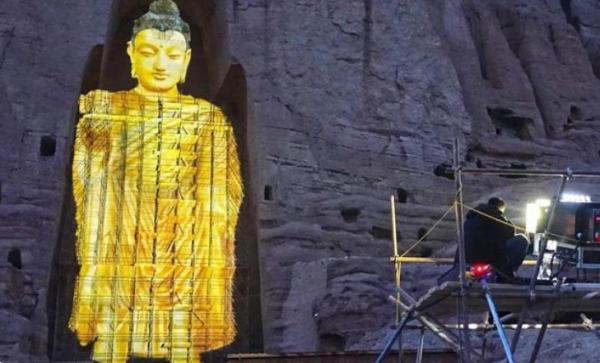 北京窮小子變富豪後，買10套房，卻變賣家產開飛機、開帆船旅遊