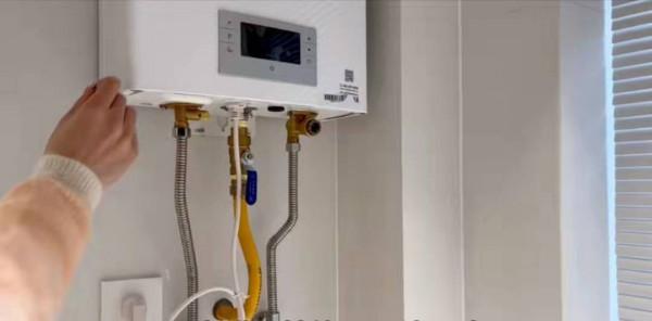 房子&OpenCurlyDoubleQuote;老破小&rdquo;不打緊，參考她家50㎡的舊房改造，堪稱整容級裝修