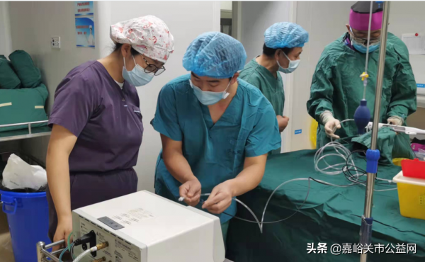 酒鋼醫院心血管科成功開展河西首例高齡患者冠狀動脈內旋磨術