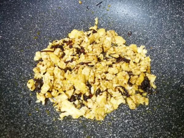 家常雞蛋肉醬面，一碗不夠吃，麵條爽滑，肉醬鮮香，太過癮了