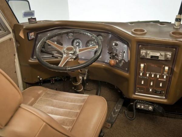 半個世紀前的房車長什麼樣子? 半個世紀前的房車長什麼樣子?