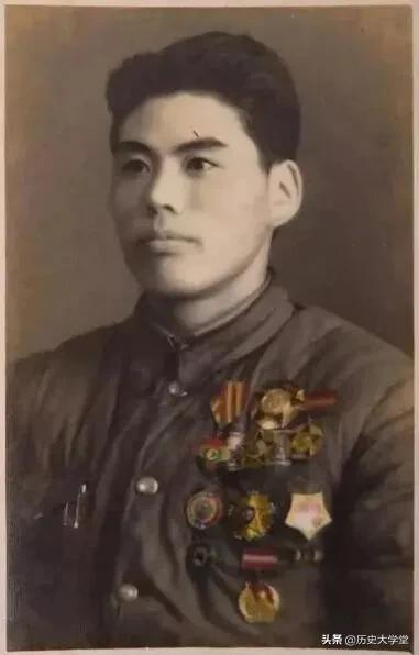 《功勳》裡的李延年，如何帶領志願軍連隊粉碎美軍的輪番進攻