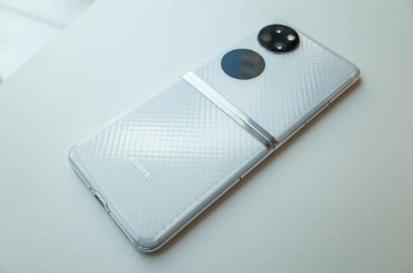 P50 Pocket挺適合當備機，如果你捨得買且買得到