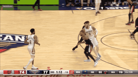 湖人又崩了，老炮攻防兩端拿捏詹瓜！鵜鶘再現勇士電梯門戰術