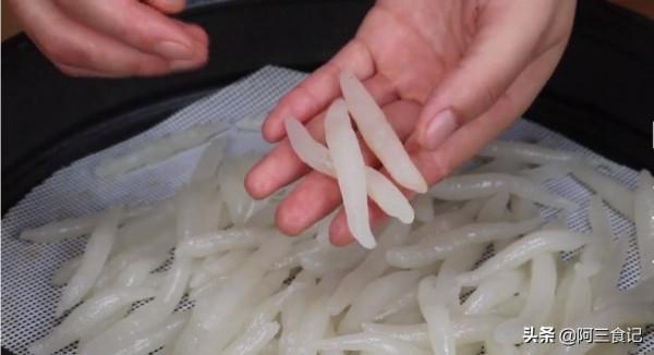 大米別再煮著吃了,試試這種新做法,筋道爽滑,比吃大魚大肉還香 大米別再煮著吃了,試試這種新做法,筋道爽滑,比吃大魚大肉還香