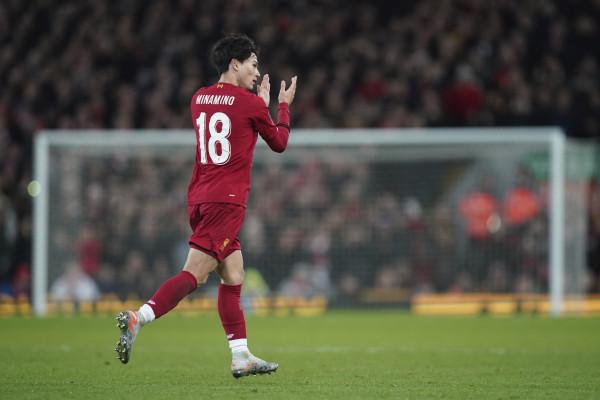 南野拓實本場資料：傳球成功率85%，2次射門進2球