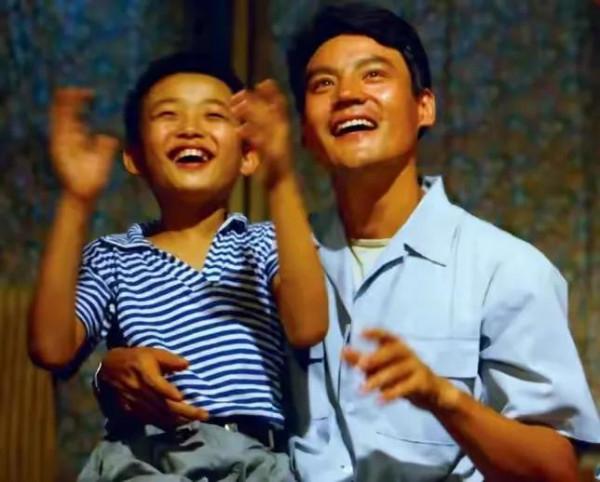 演員巍子：離異後淨身出戶，與兒子冷戰15年，在外從不提父子關係