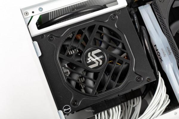 裝臺可以拎著走的ITX&mdash;&mdash;超頻三 蜂鳥1 i100C PRO 白色裝機分享