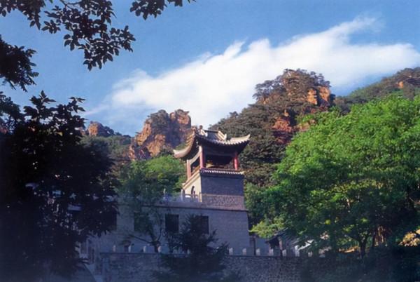 遼寧又一景區躥紅，有“皇家仙山”美譽，距市中心30分鐘車程