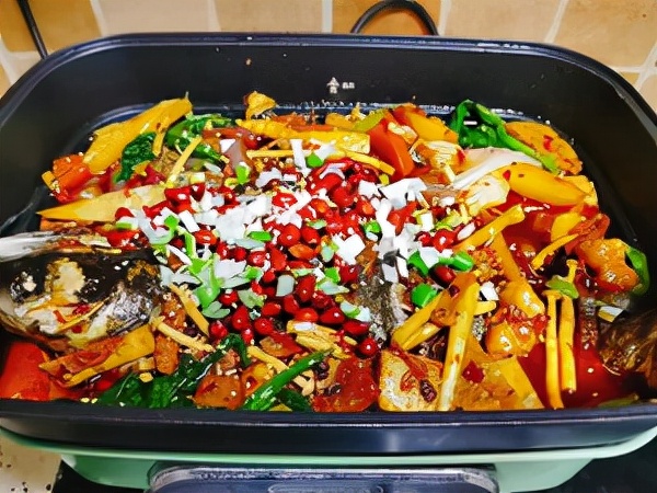 麻辣烤魚這樣做一點不會輸給飯店,簡單又美味 麻辣烤魚這樣做一點不會輸給飯店,簡單又美味