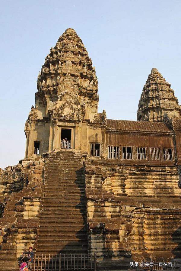 意象裡的吳哥4—吳哥窟，傍晚遠去的血色背影