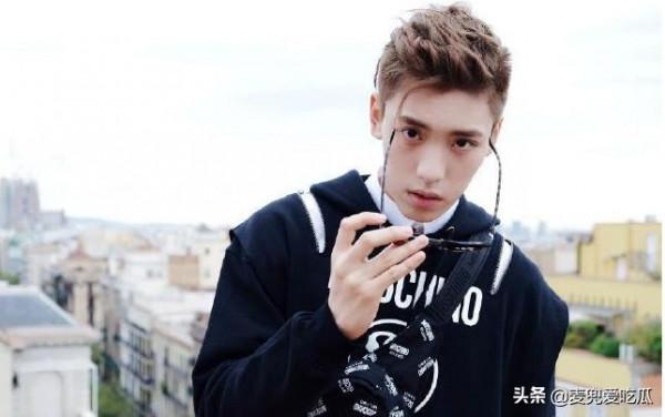 薇婭朱梓驍為山西捐款?張藝興為其捐物資,網友再次喊話吳京捐款 薇婭朱梓驍為山西捐款?張藝興為其捐物資,網友再次喊話吳京捐款