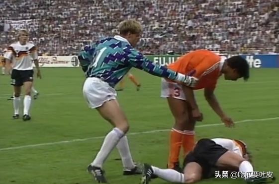 1990年世界盃1/8決賽篇，沃勒爾耍詐？裡傑卡爾德吐了幾次口水？