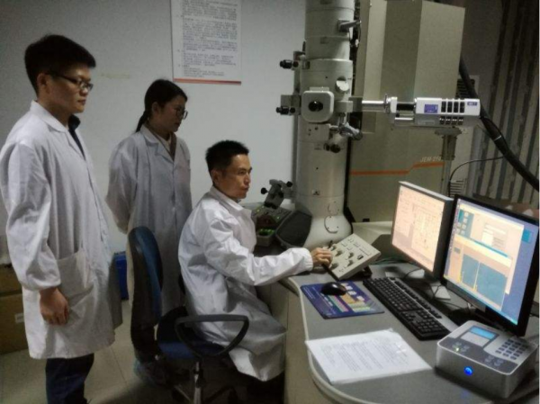 寒門貴子張清光：曾是清華博士，拋棄父母去當和尚，如今怎樣了？