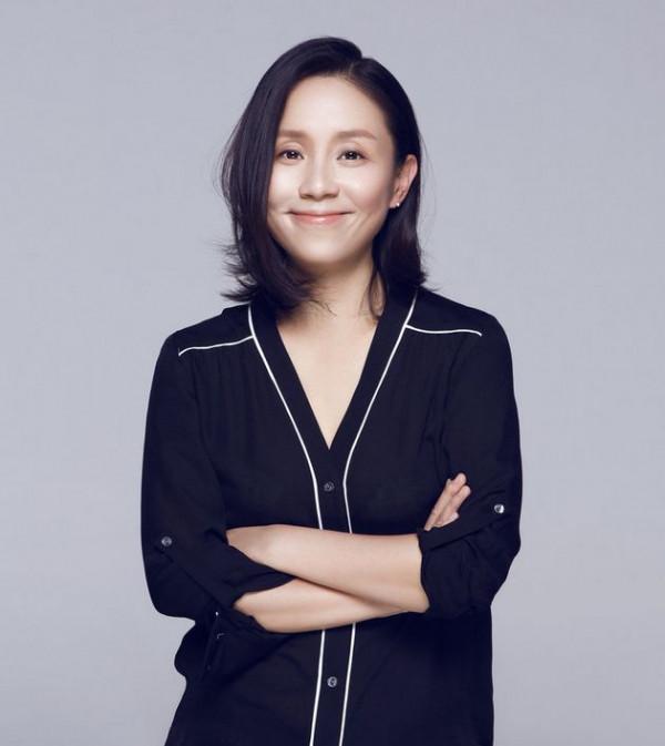 從“湖南小妹”到“造星大佬”的龍總,她遠比你想象的更精彩 從“湖南小妹”到“造星大佬”的龍總,她遠比你想象的更精彩