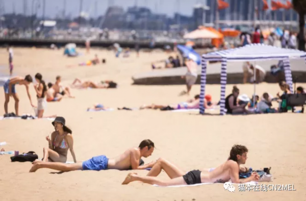 40℃+!墨爾本將在酷熱中迎來新年,火災風險可能非常高 40℃+!墨爾本將在酷熱中迎來新年,火災風險可能非常高