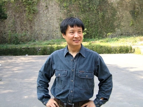 “小白楊”閻維文:25歲娶初戀,陪妻子抗癌15年,相濡以沫39年 “小白楊”閻維文:25歲娶初戀,陪妻子抗癌15年,相濡以沫39年