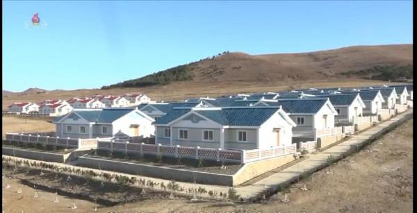 朝鮮新農村住宅建設