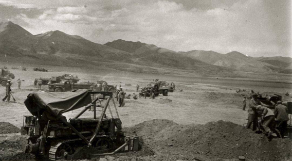 國防部第五研究院，院內保密極嚴，每個區域設警衛，不準互相串通