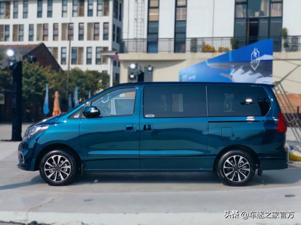 風行M7領爵款正式上市 售價14.69萬元起 風行M7領爵款正式上市 售價14.69萬元起