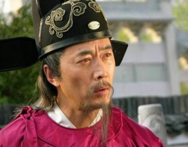 大臣請假6天回家，朱元璋批准了，第7天上朝時他卻說：殺了他