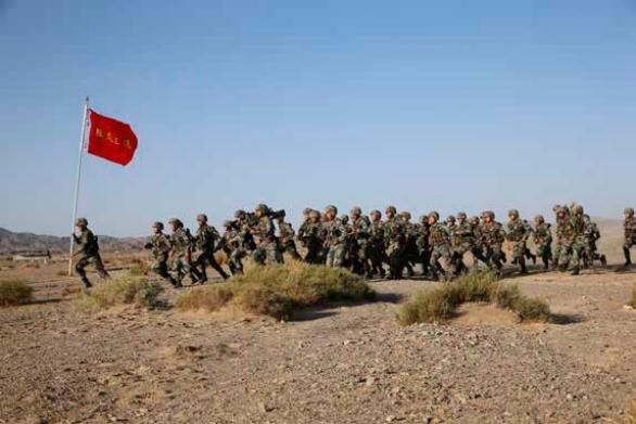 虛擬現實191步槍登場!解放軍邊防部隊再度升級,超級營地已亮相 虛擬現實191步槍登場!解放軍邊防部隊再度升級,超級營地已亮相