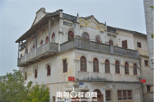 各界專家走進“紅色”仁居，集思廣益賦能鄉村振興