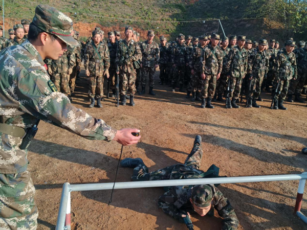 新訓結業考核，讓我們來看看新兵的蛻變！