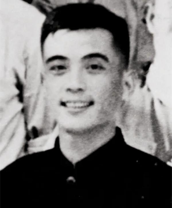 2014年猴王六齡童追悼會:唐僧送最後一程,現場上千人送行 2014年猴王六齡童追悼會:唐僧送最後一程,現場上千人送行