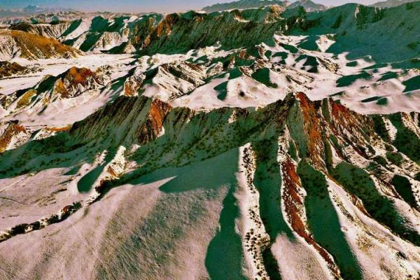 雪映丹霞，是夢境，也是仙境