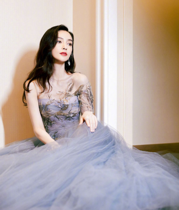 細數Angelababy的精美高階禮服·JMARK