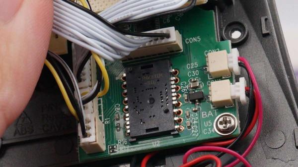 可同時連4臺終端裝置,一鍵切換,雷柏多模式無線滑鼠MT750W拆解 可同時連4臺終端裝置,一鍵切換,雷柏多模式無線滑鼠MT750W拆解