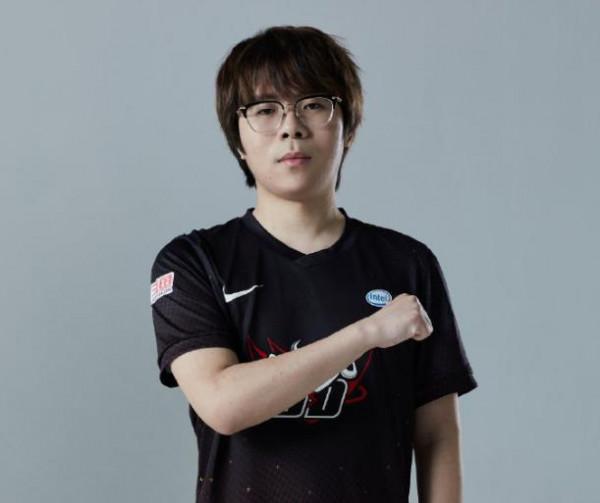 再見Rookie？再見Theshy？IG訓練賽曝光：中上試訓新人！被V5暴打