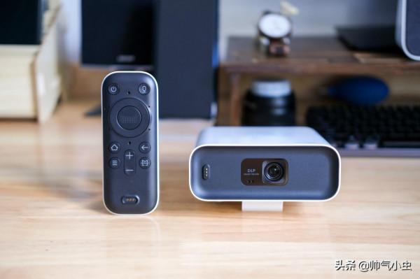 天貓精靈智慧投影儀“小白盒”測評:還真的是個移動的電影院 天貓精靈智慧投影儀“小白盒”測評:還真的是個移動的電影院