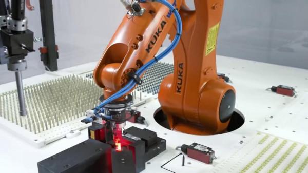 庫卡是工業機器人四大家族裡最差的?真實水平顛覆你的想象力 庫卡是工業機器人四大家族裡最差的?真實水平顛覆你的想象力