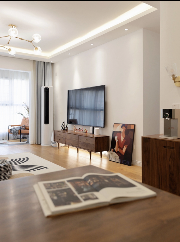 原木風&plus;大白牆，下次裝修還這麼做