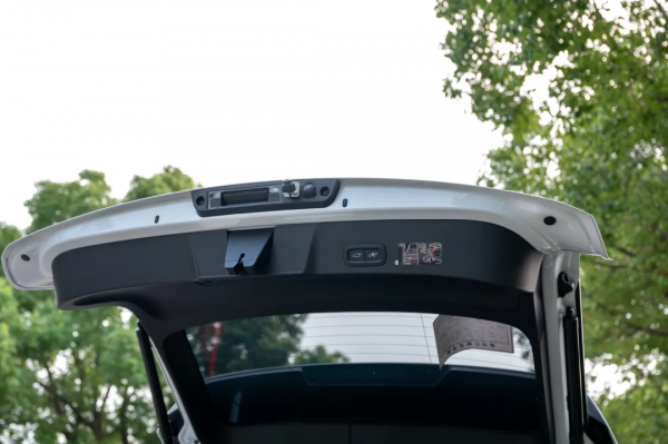 900公里準新車,還是跨省淘的——沃爾沃XC40 900公里準新車,還是跨省淘的——沃爾沃XC40