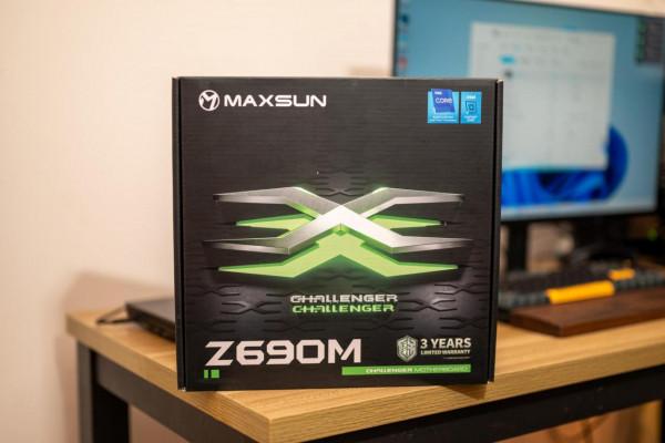 5000元不到的12600KF主機，顯示卡純純的亮個機？