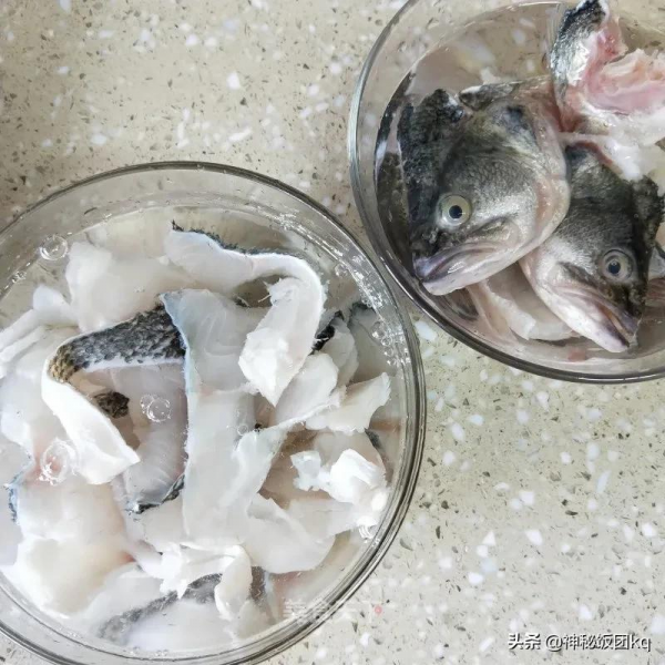 酸湯真的太有魔力了！酸爽過癮，超級下飯！熱乎乎的，太美味啦