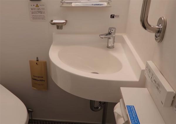 在日本渡輪頭等艙住15小時：不到7㎡的小房間，打掃得一塵不染