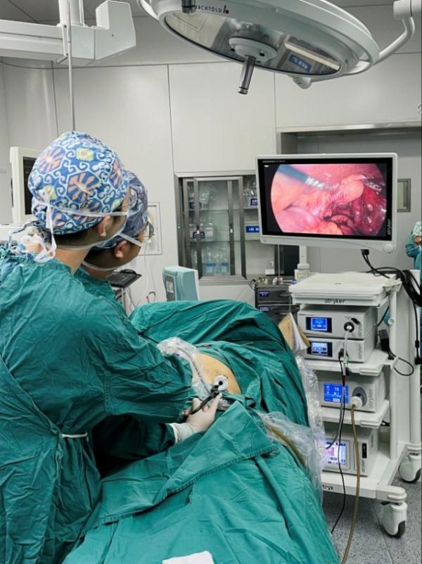 杭州6旬大伯五臟六腑全反了！醫生看呆……