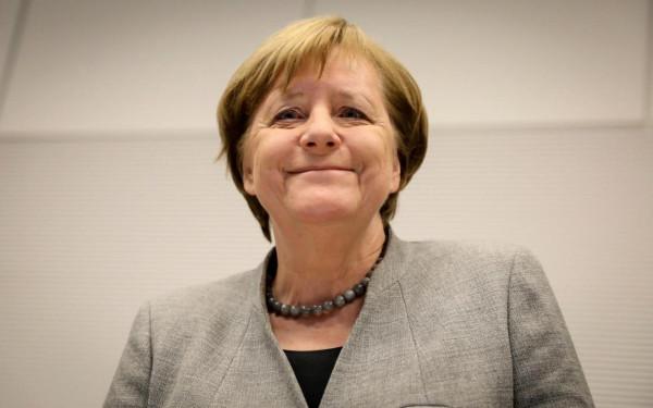 三個訊息：日本前首相口不擇言；埃爾多安態度變了，默克爾認錯