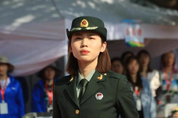 神緣！這10位軍人學霸：毅然參軍入伍，屢獲殊榮，還來自同所大學！