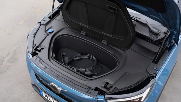 豪華緊湊型純電SUV典範!海外試駕沃爾沃C40 Recharge 豪華緊湊型純電SUV典範!海外試駕沃爾沃C40 Recharge